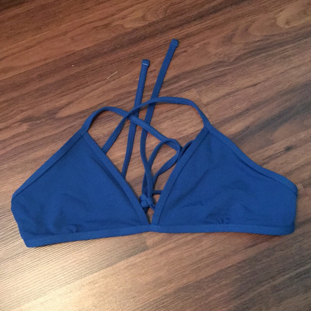 Deep Blue Sea vent top